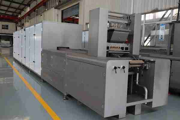 ¿Se puede automatizar una máquina para fabricar dulces de gelatina para lograr una mayor eficiencia?